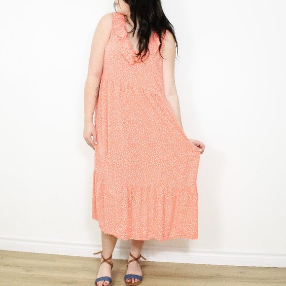 Old Navy Dresses & Skirts - *Old Navy Ruffle V Neck, Pink Ditsy Floral Maxi Dress